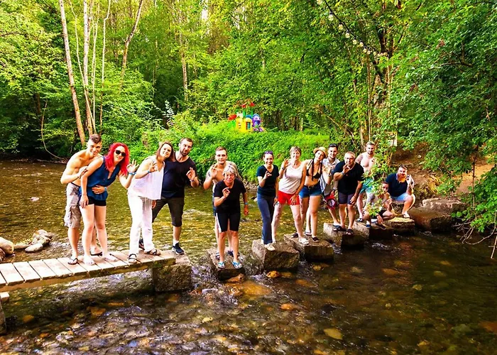 مكان تخييم Mobil-home Pour 7 Personnes Avec Terrasse A - Api-1-52-1423 *