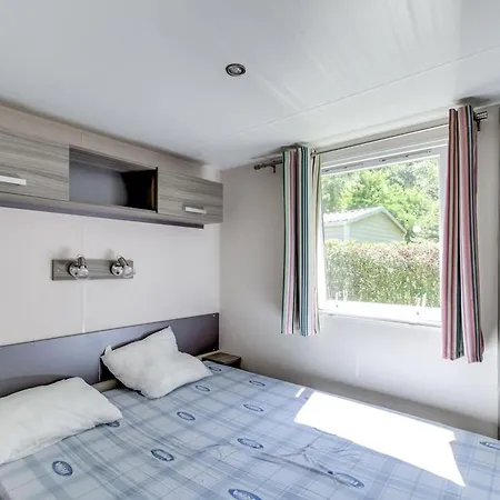 Κάμπινγκ Mobil-home Pour 7 Personnes Avec Terrasse A - Api-1-52-1423 La Bastide-de-Sérou