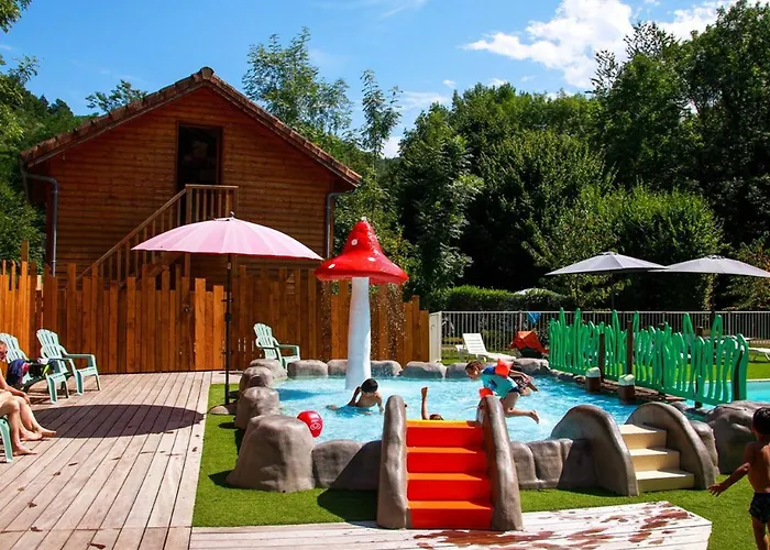 Mobil-home Pour 7 Personnes Avec Terrasse A - Api-1-52-1423 * La Bastide-de-Sérou